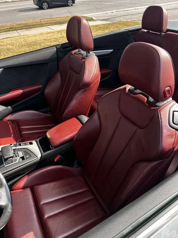 Audi A5 Convertible photo 7