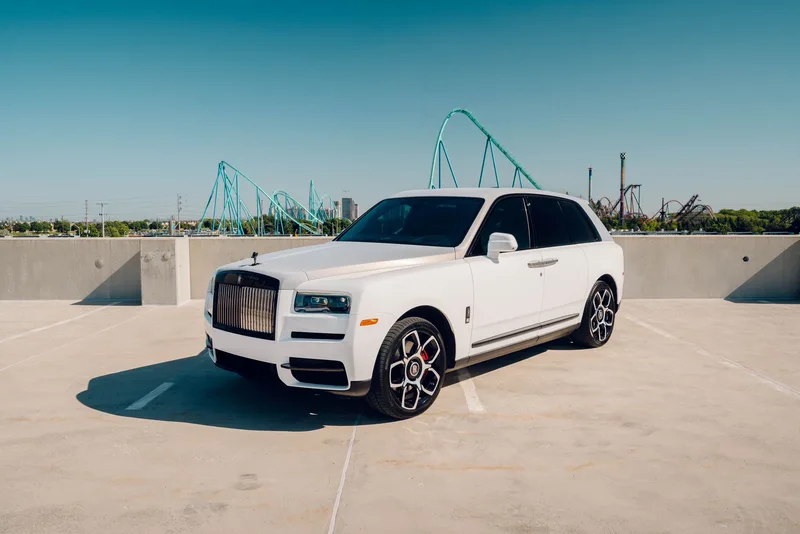Rolls-Royce Cullinan rental Toronto