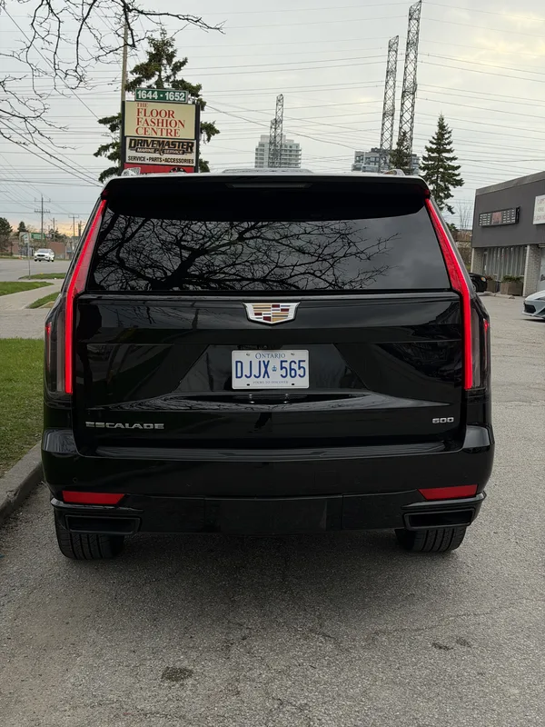 Cadillac Escalade photo 6