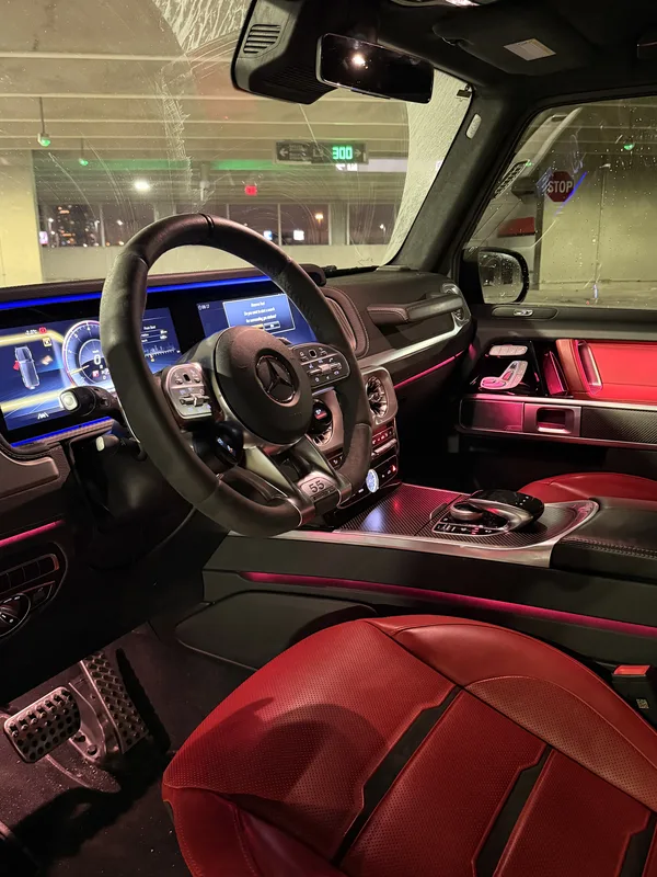 Mercedes-AMG G63 photo 9