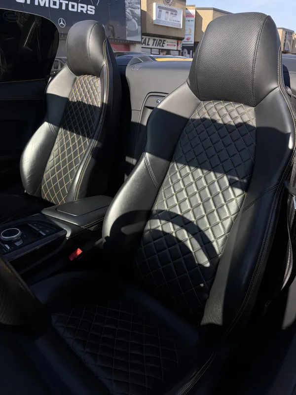 Audi R8 photo 6