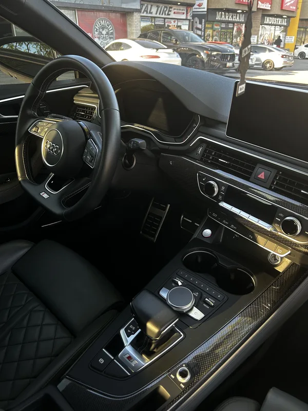 Audi S5 photo 8