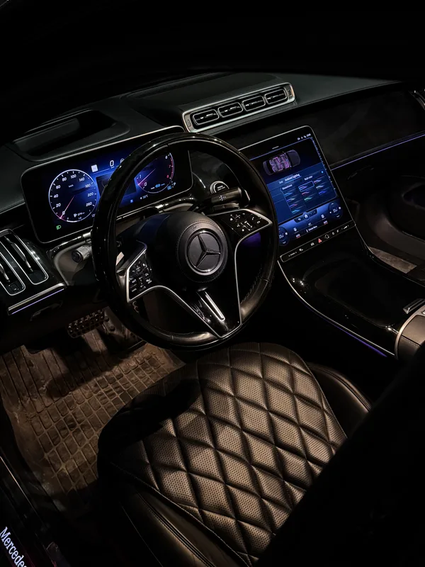 Mercedes S-Class photo 7