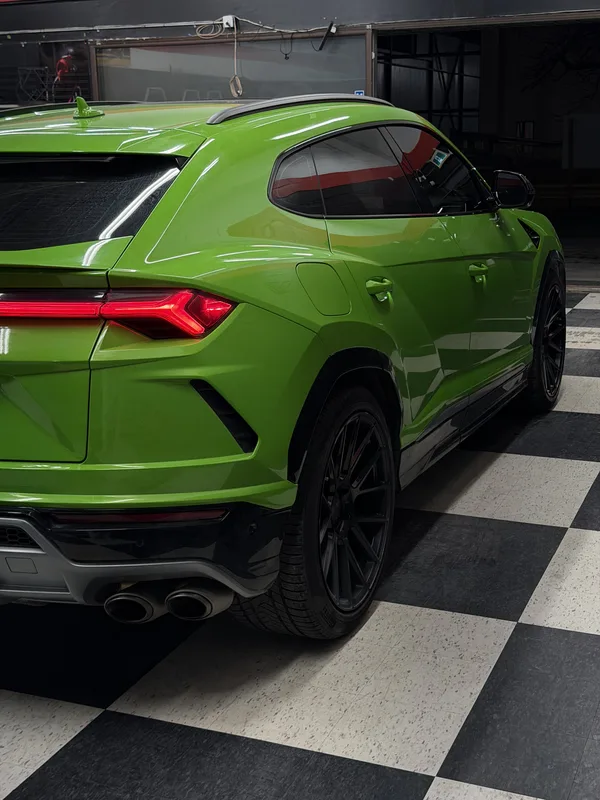 Lamborghini Urus photo 7