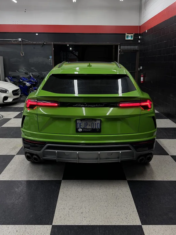 Lamborghini Urus photo 8