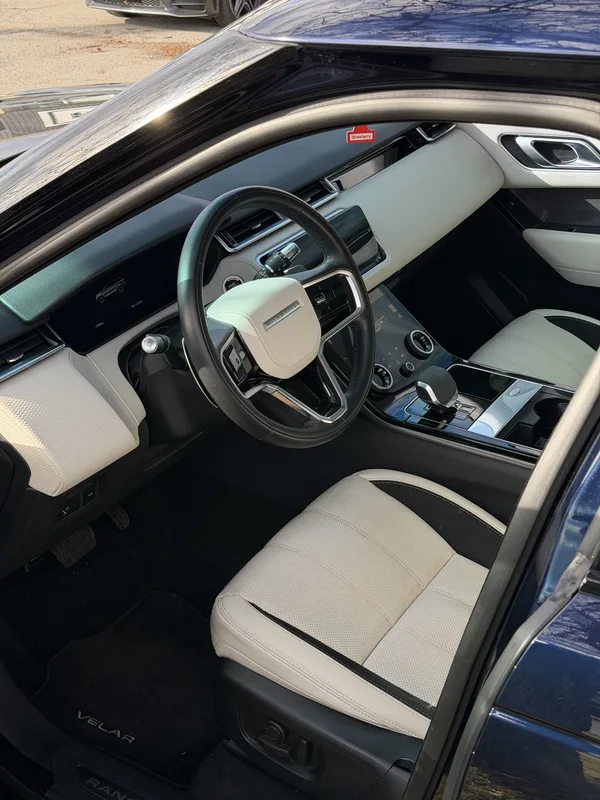Range Rover Velar photo 8
