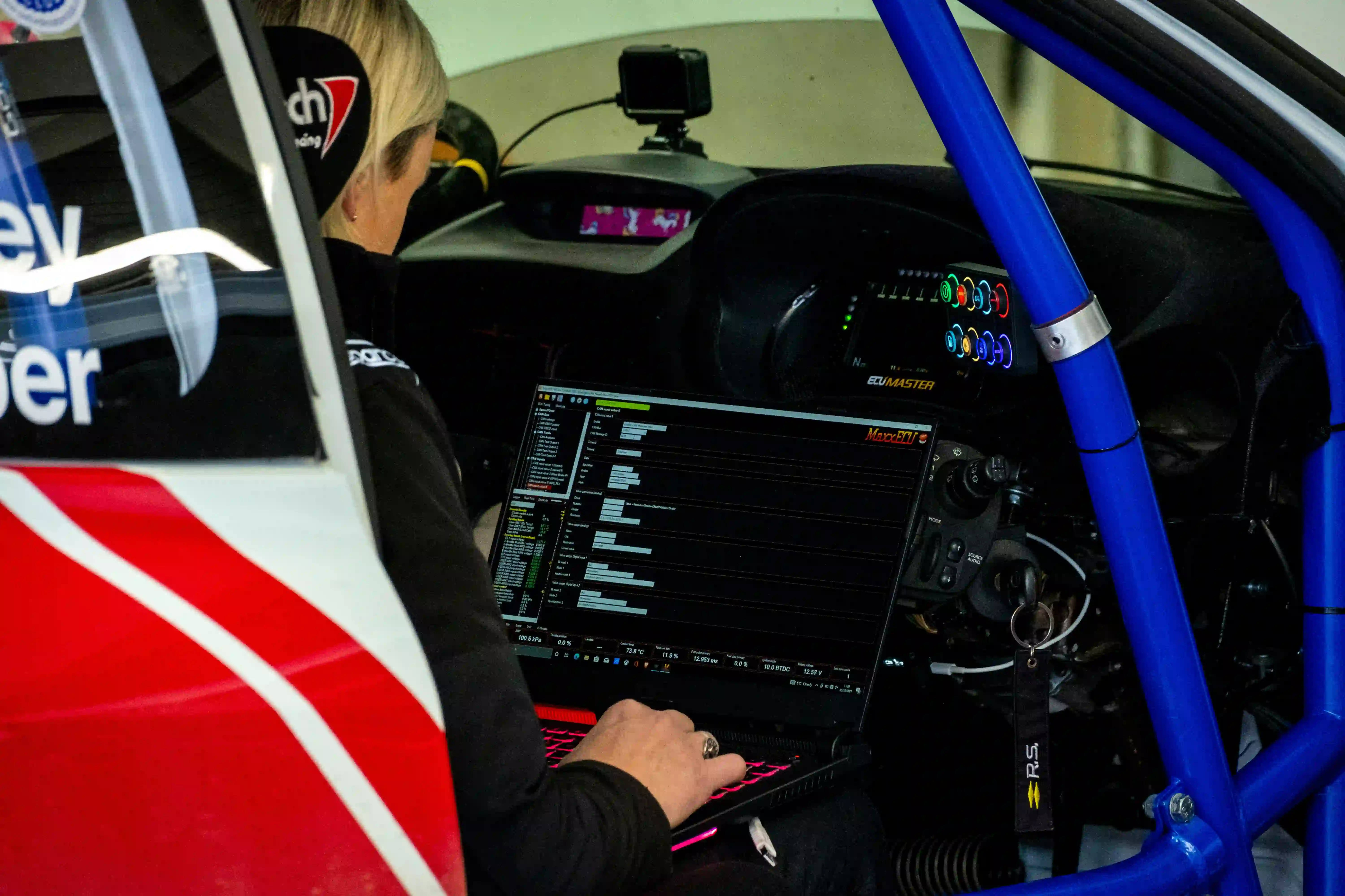 Car tuning ECU Toronto — Revvo Auto